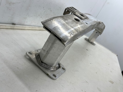Belka zderzaka Opel Astra L Peugeot 308 III 21r.- przednie wzmocnienie belka zderzaka przód 9835954880 9839643180 Belka zderzaka Opel Astra L Peugeot 308 III 21r.- przednie wzmocnienie belka zderzaka przód 9835954880 9839643180