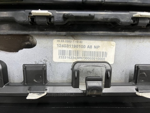 Zderzak przedni Skoda Octavia IV 4 5E3 19r.- przód 5E3807221 Zderzak przedni Skoda Octavia IV 4 5E3 19r.- przód 5E3807221