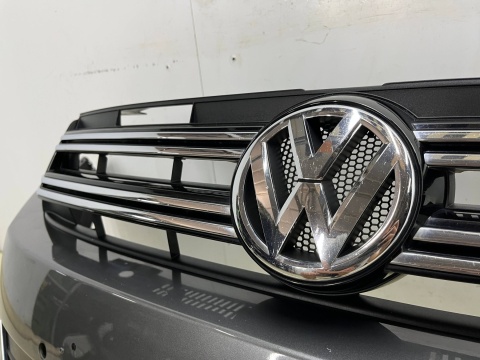 Zderzak przedni VW Tiguan 1 I 11-16r. Lift przód 6XPDC spryski 5N0807221K Zderzak przedni VW Tiguan 1 I 11-16r. Lift przód 6XPDC spryski 5N0807221K