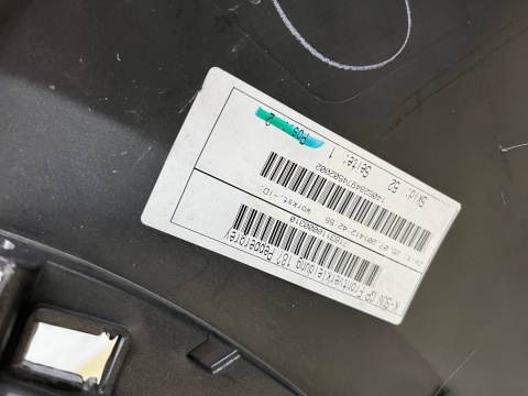 Zderzak przedni VW Tiguan 1 I 11-16r. Lift przód 6XPDC spryski 5N0807221K Zderzak przedni VW Tiguan 1 I 11-16r. Lift przód 6XPDC spryski 5N0807221K