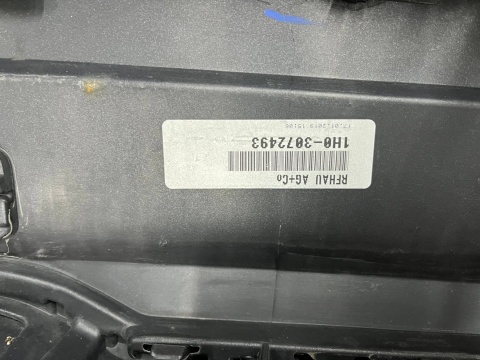 Zderzak tylny Audi A3 8V S-Line Sline Sedan 16-20r. Lift tył 4XPDC 8V5807511J Zderzak tylny Audi A3 8V S-Line Sline Sedan 16-20r. Lift tył 4XPDC 8V5807511J