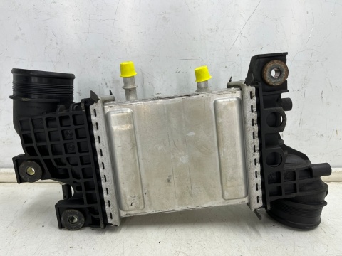 Chłodnica intercoolera VW Transporter T6 Crafter 2 II MAN TGE 2016r.- 2.0 TDi intercooler oryginalny gp677005 04l145749h Chłodnica intercoolera VW Transporter T6 Crafter 2 II MAN TGE 2016r.- 2.0 TDi intercooler oryginalny gp677005 04l145749h