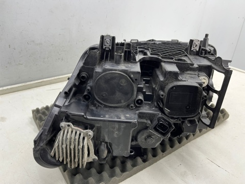 Lampa reflektor BMW 5 G30 G31 LCI LIFT 20-24r. prawa przednia FULL LED Adaptive Europa BLACK czarna ShadowLine oryginal 8082656