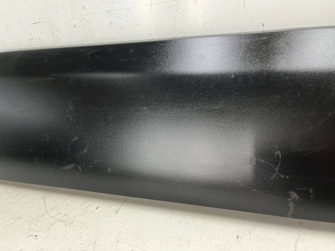 Listwa Mazda CX-30 CX30 2019r.- prawa przednia dolna nakładka drzwi dgh9-51ra1 Listwa Mazda CX-30 CX30 2019r.- prawa przednia dolna nakładka drzwi dgh9-51ra1