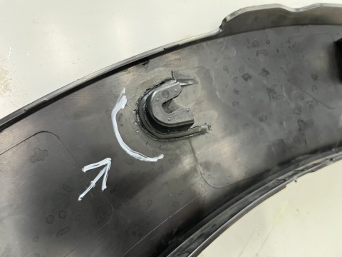 Listwa Mini Countryman II F60 17-23r. lewy przedni rant nadkola błotnika zderzaka nakładka na PDC lewy przód 7389365 Listwa Mini Countryman II F60 17-23r. lewy przedni rant nadkola błotnika zderzaka nakładka na PDC lewy przód 7389365