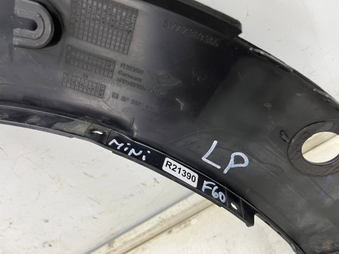 Listwa Mini Countryman II F60 17-23r. lewy przedni rant nadkola błotnika zderzaka nakładka na PDC lewy przód 7389365 Listwa Mini Countryman II F60 17-23r. lewy przedni rant nadkola błotnika zderzaka nakładka na PDC lewy przód 7389365