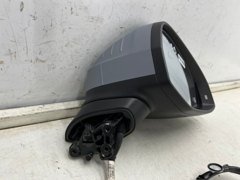 Lusterko Audi A4 B9 8w 15-24r. PRAWE elektryczne podgrzewane 14 pin kompletne EUROPA Lusterko Audi A4 B9 8w 15-24r. PRAWE elektryczne podgrzewane 14 pin kompletne EUROPA