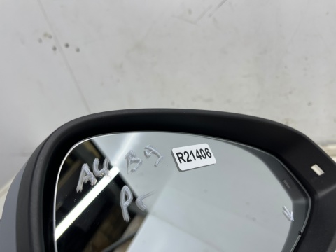 Lusterko Audi A4 B9 8w 15-24r. PRAWE elektryczne podgrzewane 14 pin kompletne EUROPA Lusterko Audi A4 B9 8w 15-24r. PRAWE elektryczne podgrzewane 14 pin kompletne EUROPA