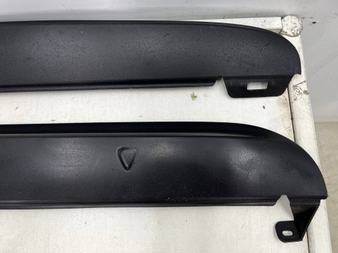 Nakładka progu Vw Golf 6 VI GTI GTD 3Drzwi 08-12r. prawa lewa listwa próg zewnętrzny KOMPLET 5k0853856b 5k0853855b Nakładka progu Vw Golf 6 VI GTI GTD 3Drzwi 08-12r. prawa lewa listwa próg zewnętrzny KOMPLET 5k0853856b 5k0853855b