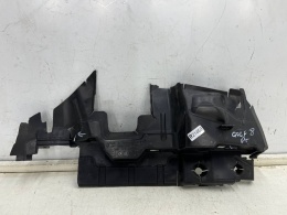 Osłona chłodnicy VW Golf 8 VIII 19r.- prawa kierownica powietrza pasa przedniego 5h0121284a