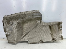 Osłona termiczna VW Transporter T6 Multivan 15-21r. osłona pod tylnym zderzakiem wydechu tłumika końcowego 7h0825701e
