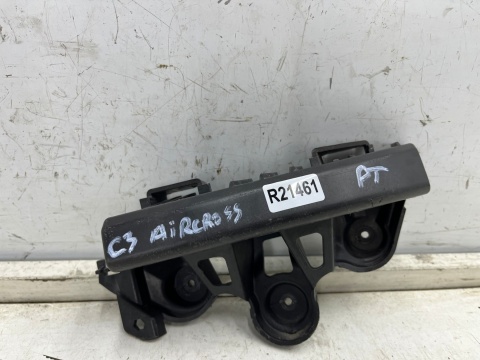 Ślizg Citroen C3 Aircross 17-24r. prawe tylne mocowanie wspornik uchwyt zderzaka prawy tył 13489746