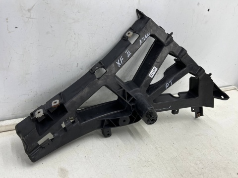 Ślizg Jaguar XF II X260 15-24r. prawe tylne mocowanie wspornik uchwyt zderzaka prawy tył gx63-17a881-a