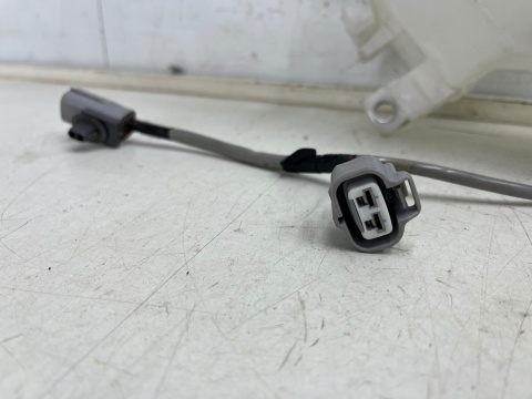 Zbiorniczek spryskiwaczy Mazda 2 III DJ DL LIFT 19r.- góra wlewu klapka miarka DWA silniczki Zbiorniczek spryskiwaczy Mazda 2 III DJ DL LIFT 19r.- góra wlewu klapka miarka DWA silniczki