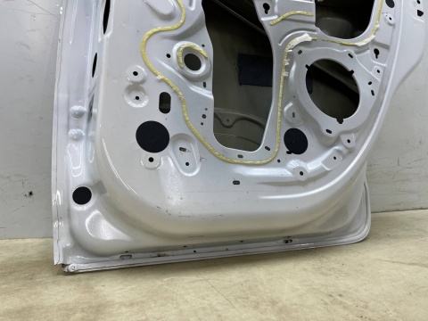 Drzwi Citroen C3 III 3 16-24r. prawe tylne prawy tył listwa