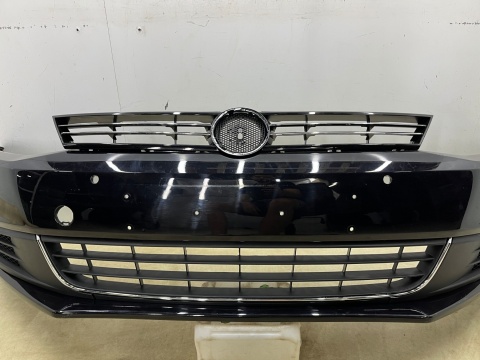 Zderzak przedni VW Jetta 6 VI 10-14r. Przedlift przód 4XPDC 5C6807221B Zderzak przedni VW Jetta 6 VI 10-14r. Przedlift przód 4XPDC 5C6807221B