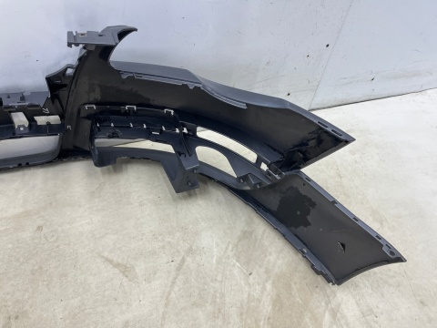 Zderzak przedni VW Passat B6 05-10r. przód 3C0807221 Zderzak przedni VW Passat B6 05-10r. przód 3C0807221