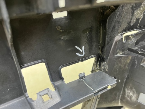 Zderzak przedni VW Passat B6 05-10r. przód 3C0807221 Zderzak przedni VW Passat B6 05-10r. przód 3C0807221