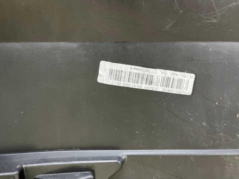 Zderzak tylny Audi A4 B9 Kombi 15-19r. Przedlift tył 4XPDC 8W9807511J Zderzak tylny Audi A4 B9 Kombi 15-19r. Przedlift tył 4XPDC 8W9807511J