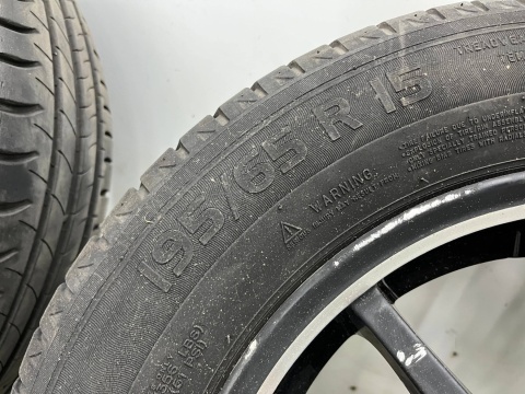 Felga VW Volkswagen Skoda Seat Audi 15 cali 6,5jx15 ET48 5x112 felgi aluminiowe koła z oponami letnimi 195/65/15 Michelin Felga VW Volkswagen Skoda Seat Audi 15 cali 6,5jx15 ET48 5x112 felgi aluminiowe koła z oponami letnimi 195/65/15 Michelin