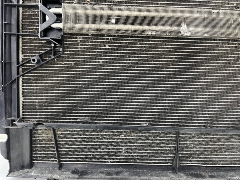 Komplet chłodnic VW Touareg II 7p5 Cayenne II 92a 10-18r. 3.0 TDi 3.6 v6 chłodnica wody skraplacz klimatyzacji wiatrak KPL Komplet chłodnic VW Touareg II 7p5 Cayenne II 92a 10-18r. 3.0 TDi 3.6 v6 chłodnica wody skraplacz klimatyzacji wiatrak KPL