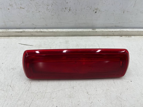 Lampa Renault Trafic III Talento NV300 Primastar II Vivaro B 14r.- trzecie dodatkowe światło stop w drzwi bagażnika 93867977 Lampa Renault Trafic III Talento NV300 Primastar II Vivaro B 14r.- trzecie dodatkowe światło stop w drzwi bagażnika 93867977