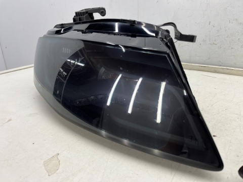 Lampa reflektor Audi A4 B8 07-11r. LEWA PRAWA przednia kompletna BI Xenon BiXsenon nieskrętny Europa oryginal Tuning KOMPLET Lampa reflektor Audi A4 B8 07-11r. LEWA PRAWA przednia kompletna BI Xenon BiXsenon nieskrętny Europa oryginal Tuning KOMPLET
