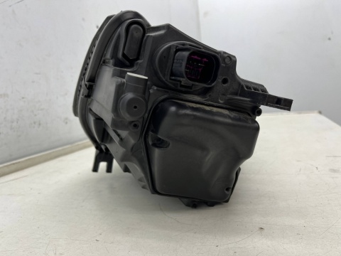 Lampa reflektor Audi A4 B9 8w lift 19-24r. LEWA przednia FULL LED oryginalna lewy przód 8w0941011 Lampa reflektor Audi A4 B9 8w lift 19-24r. LEWA przednia FULL LED oryginalna lewy przód 8w0941011
