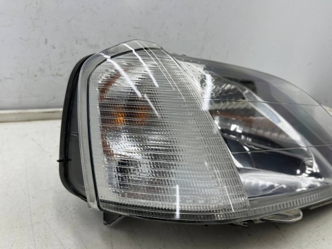 Lampa reflektor Dacia Logan I 04-08r. PRAWA  przednia zwykła prawy przód 8200211006