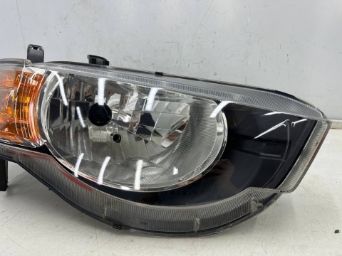 Lampa reflektor Mitsubishi Colt 6 VI Z30 LIFT 08-12r. PRAWA przednia ORYGINALNA prawy przód EUROPA 8301b180 Lampa reflektor Mitsubishi Colt 6 VI Z30 LIFT 08-12r. PRAWA przednia ORYGINALNA prawy przód EUROPA 8301b180