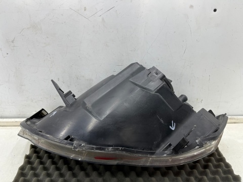 Lampa reflektor Mitsubishi Colt 6 VI Z30 LIFT 08-12r. PRAWA przednia ORYGINALNA prawy przód EUROPA 8301b180 Lampa reflektor Mitsubishi Colt 6 VI Z30 LIFT 08-12r. PRAWA przednia ORYGINALNA prawy przód EUROPA 8301b180