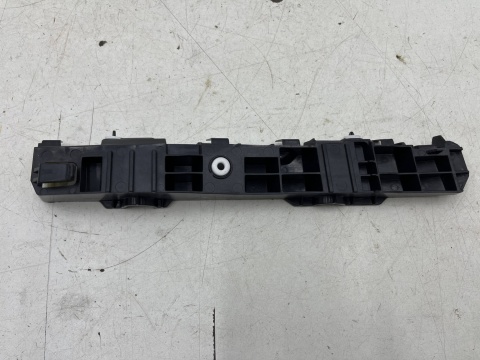 Ślizg Opel Corsa E 14-19r. NOWE prawe tylne mocowanie zderzaka wspornik prawy tył 39002835 475498858 Ślizg Opel Corsa E 14-19r. NOWE prawe tylne mocowanie zderzaka wspornik prawy tył 39002835 475498858