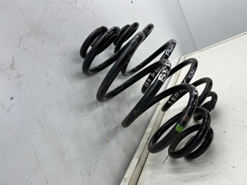 Sprężyna VW Passat B5 sedan 96-05r. tylna sprężyna zawieszenia tył 3b0511115d Sprężyna VW Passat B5 sedan 96-05r. tylna sprężyna zawieszenia tył 3b0511115d