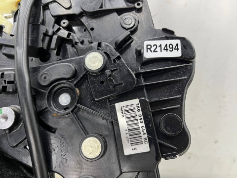 Zamek drzwi Vw Caddy 3 III 10-20r. PRAWY tylny drzwi boczne przesuwne linki prawy tył 2k0843654bc Zamek drzwi Vw Caddy 3 III 10-20r. PRAWY tylny drzwi boczne przesuwne linki prawy tył 2k0843654bc