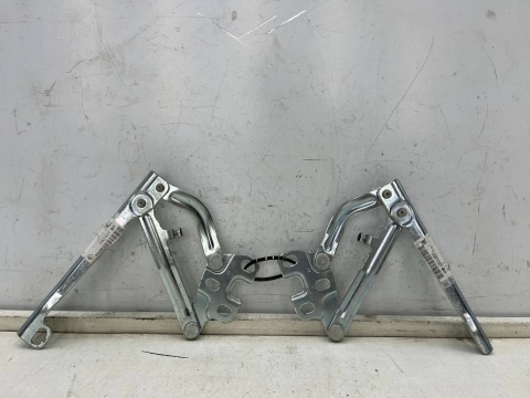 Zawias maski Opel Corsa D 06-14r. NOWE oryginalne zawiasy pokrywy silnika lewy prawy komplet 13311902 13311903 Zawias maski Opel Corsa D 06-14r. NOWE oryginalne zawiasy pokrywy silnika lewy prawy komplet 13311902 13311903