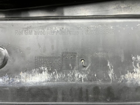 Zderzak przedni Opel Movano B 10-22r. przód 620221442R Zderzak przedni Opel Movano B 10-22r. przód 620221442R