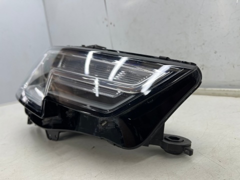 Lampa reflektor Audi A4 B9 8w 15-19r. PRAWA przednia XENON KSENON + LED oryginalna EUROPA prawy przód 8w0941006 Lampa reflektor Audi A4 B9 8w 15-19r. PRAWA przednia XENON KSENON + LED oryginalna EUROPA prawy przód 8w0941006