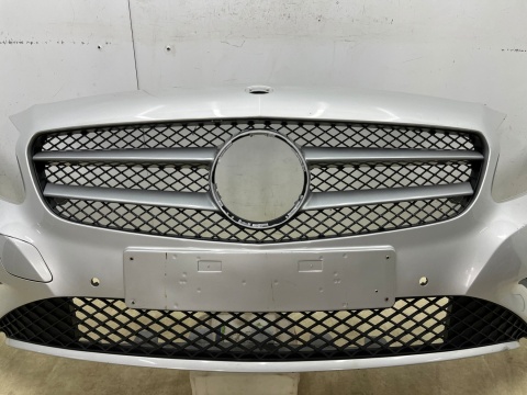 Zderzak przedni Mercedes W176 A-Klasa 12-15r. Przedlift przód 6XPDC spryski A1768850025