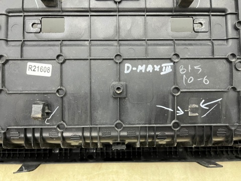 Zderzak tylny Isuzu D-Max D Max Mazda BT-50 BT 50 III 3 20r.- nakładka zderzaka 8983938280 Zderzak tylny Isuzu D-Max D Max Mazda BT-50 BT 50 III 3 20r.- nakładka zderzaka 8983938280