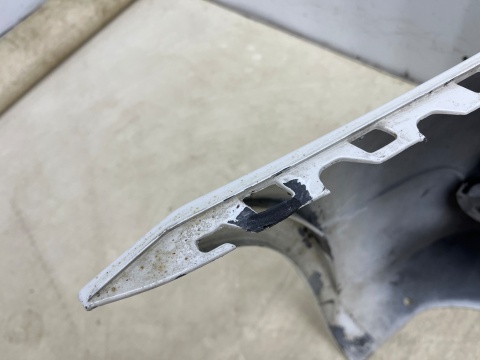 Zderzak przedni BMW 5 E60 E61 M-Pakiet 03-10r. przód 4XPDC spryski 7896582