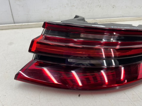 Lampa Porsche Panamera II 971 16-20r. PRAWA tylna w błotnik ORYGINALNA prawy tył Europa 971945092b Lampa Porsche Panamera II 971 16-20r. PRAWA tylna w błotnik ORYGINALNA prawy tył Europa 971945092b