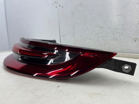 Lampa Porsche Panamera II 971 16-20r. PRAWA tylna w błotnik ORYGINALNA prawy tył Europa 971945092b Lampa Porsche Panamera II 971 16-20r. PRAWA tylna w błotnik ORYGINALNA prawy tył Europa 971945092b