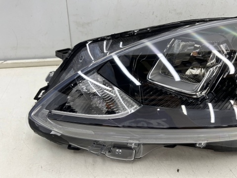 Lampa reflektor Ford Kuga MK3 19-24r. LEWA przednia LED Europa oryginal lewy przód lv4b-13e015-cd Lampa reflektor Ford Kuga MK3 19-24r. LEWA przednia LED Europa oryginal lewy przód lv4b-13e015-cd