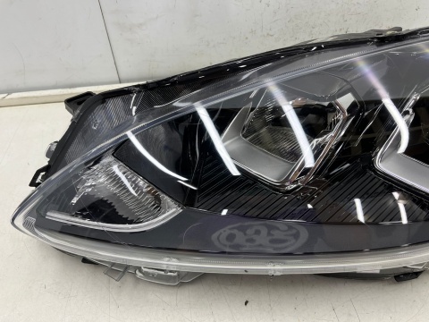 Lampa reflektor Ford Kuga MK3 19-24r. LEWA przednia LED Europa oryginal lewy przód lv4b-13e015-cd Lampa reflektor Ford Kuga MK3 19-24r. LEWA przednia LED Europa oryginal lewy przód lv4b-13e015-cd
