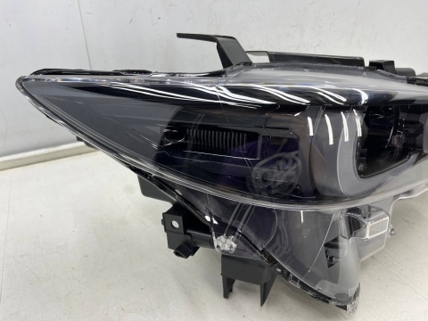 Lampa reflektor Mazda CX-5 II KF CX5 II LIFT 21r.- PRAWA przednia full LED Europa oryginal PRAWY przód 12pin Lampa reflektor Mazda CX-5 II KF CX5 II LIFT 21r.- PRAWA przednia full LED Europa oryginal PRAWY przód 12pin