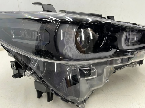 Lampa reflektor Mazda CX-5 II KF CX5 II LIFT 21r.- PRAWA przednia full LED Europa oryginal PRAWY przód 12pin Lampa reflektor Mazda CX-5 II KF CX5 II LIFT 21r.- PRAWA przednia full LED Europa oryginal PRAWY przód 12pin