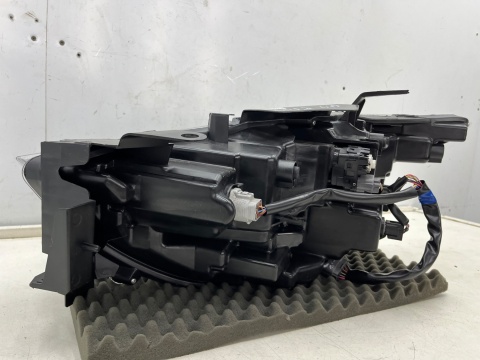 Lampa reflektor Mazda CX-5 II KF CX5 II LIFT 21r.- PRAWA przednia full LED Europa oryginal PRAWY przód 12pin Lampa reflektor Mazda CX-5 II KF CX5 II LIFT 21r.- PRAWA przednia full LED Europa oryginal PRAWY przód 12pin