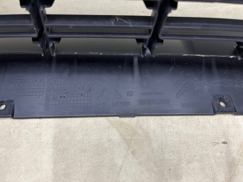 Zderzak przedni Peugeot Partner Berlingo Doblo 3 III 18r.- przód 9816765680 Zderzak przedni Peugeot Partner Berlingo Doblo 3 III 18r.- przód 9816765680