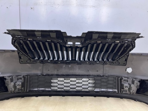 Zderzak przedni Skoda Fabia 3 III 18-21r. Lift przód 6V0807221F Zderzak przedni Skoda Fabia 3 III 18-21r. Lift przód 6V0807221F