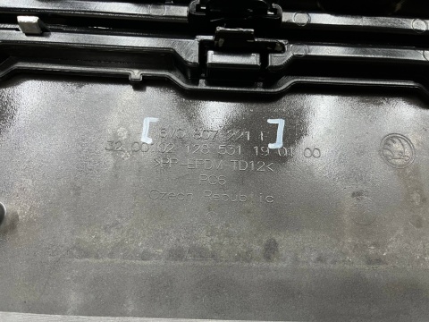 Zderzak przedni Skoda Fabia 3 III 18-21r. Lift przód 6V0807221F Zderzak przedni Skoda Fabia 3 III 18-21r. Lift przód 6V0807221F